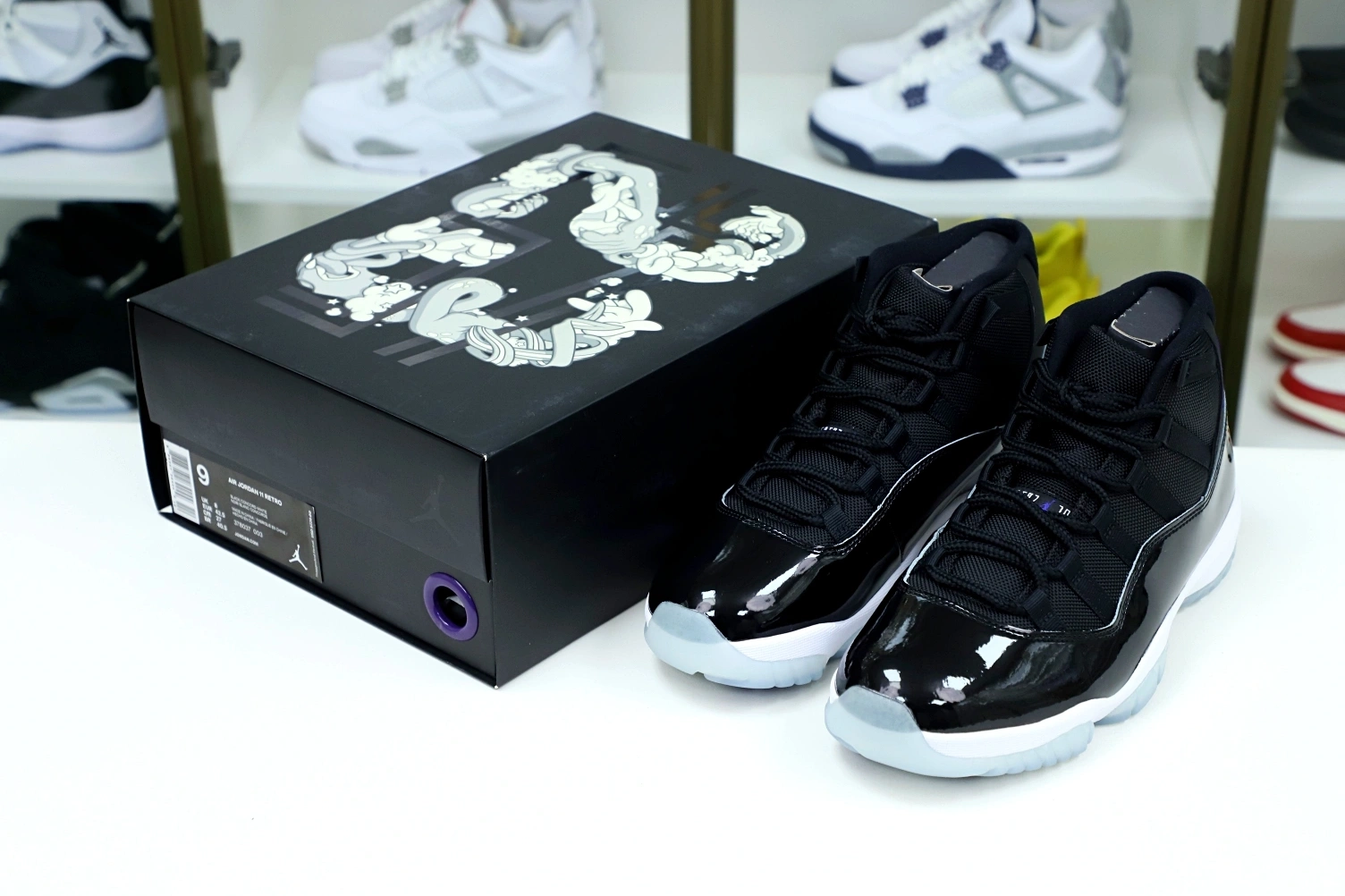 JORDAN AIR 11 NIKE 0717